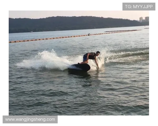 皮划艇常见错误及正确姿势演示